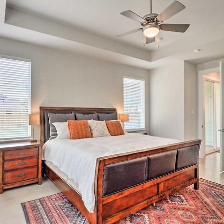 Gorgeous Georgetown Home, Walk To The Square! 외부 사진