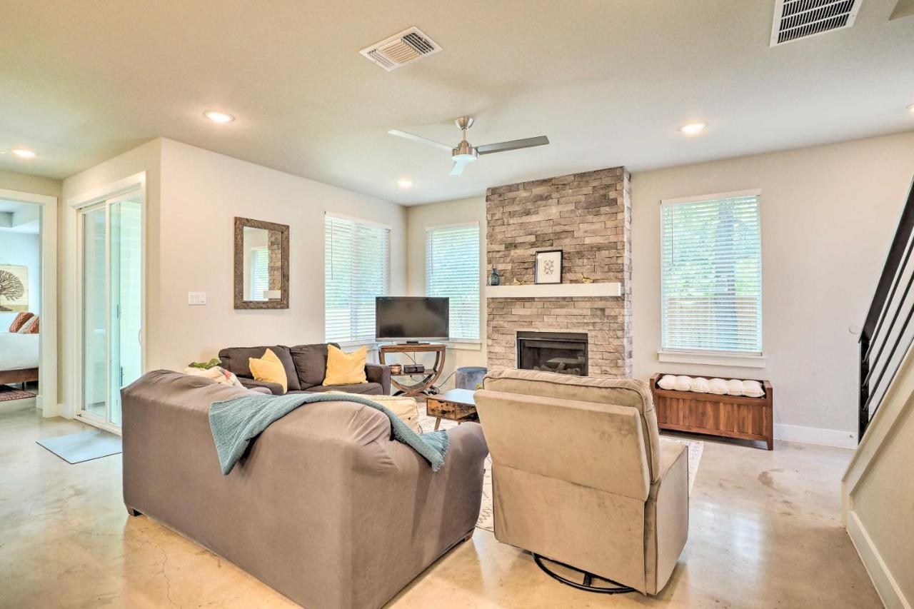 Gorgeous Georgetown Home, Walk To The Square! 외부 사진