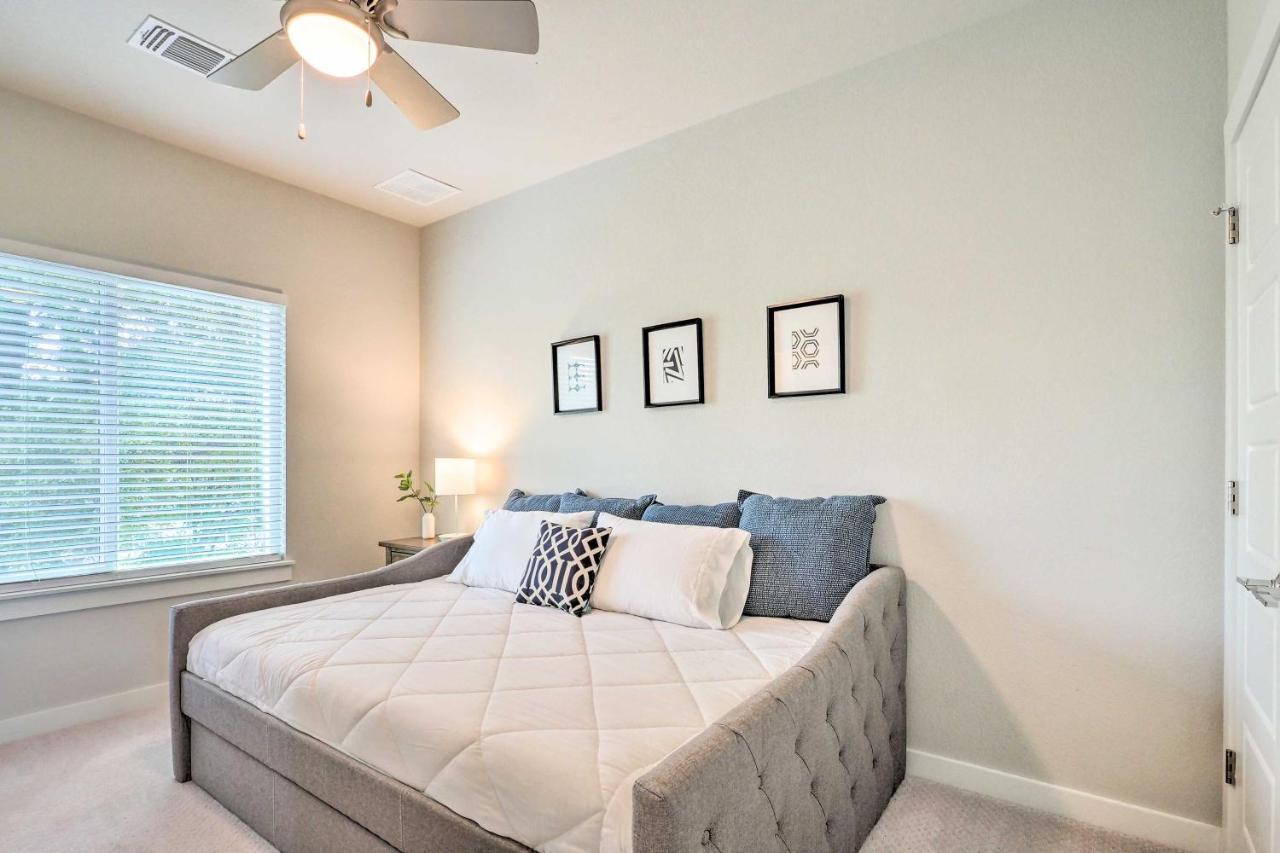 Gorgeous Georgetown Home, Walk To The Square! 외부 사진
